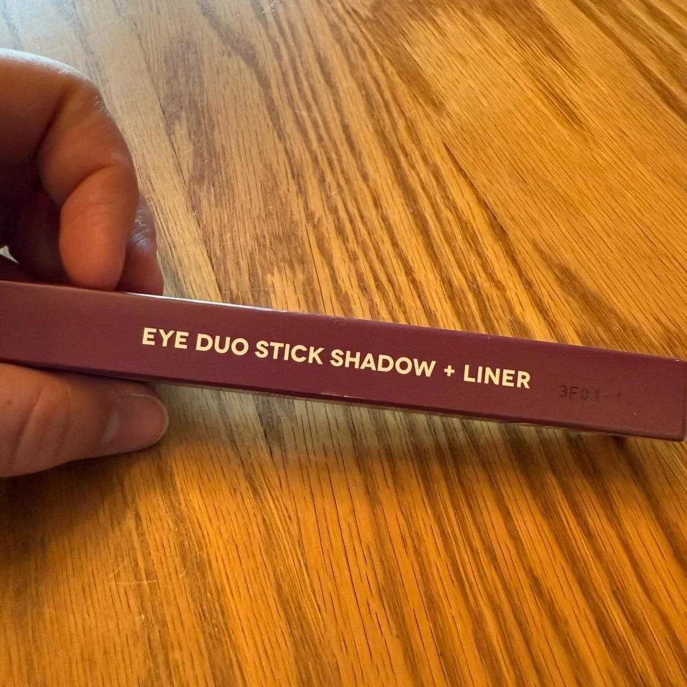 Pear Nova Eyeshadow and Eyeliner Duo - Amethyst